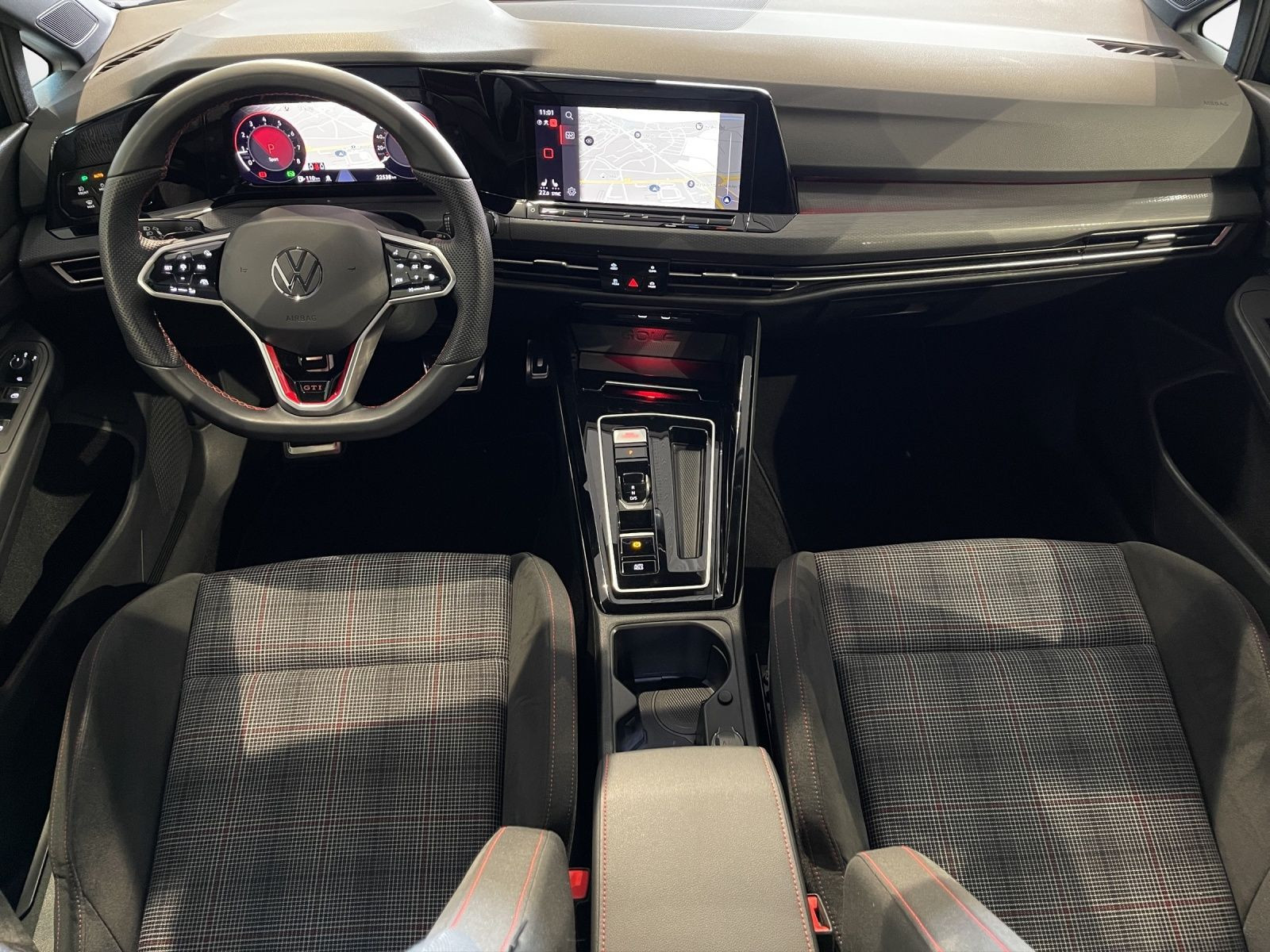 Volkswagen - Golf GTI_22