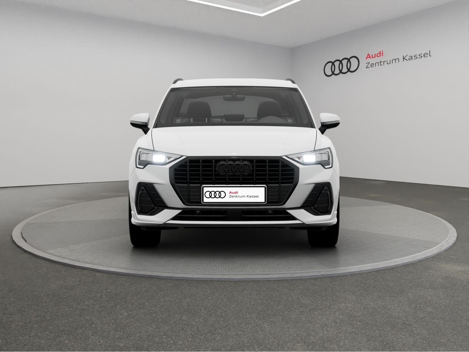 Audi - Q3_7