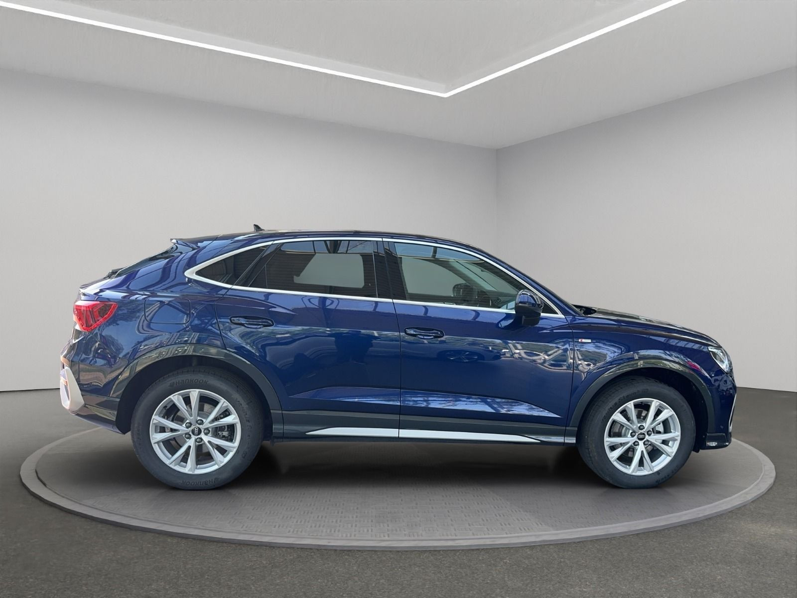 Audi - Q3 Sportback_8