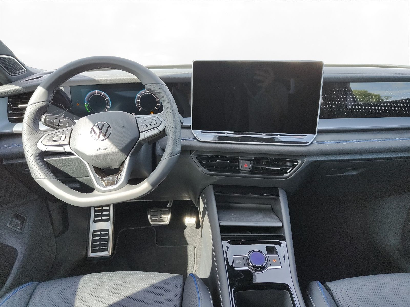 Volkswagen - Tayron_7