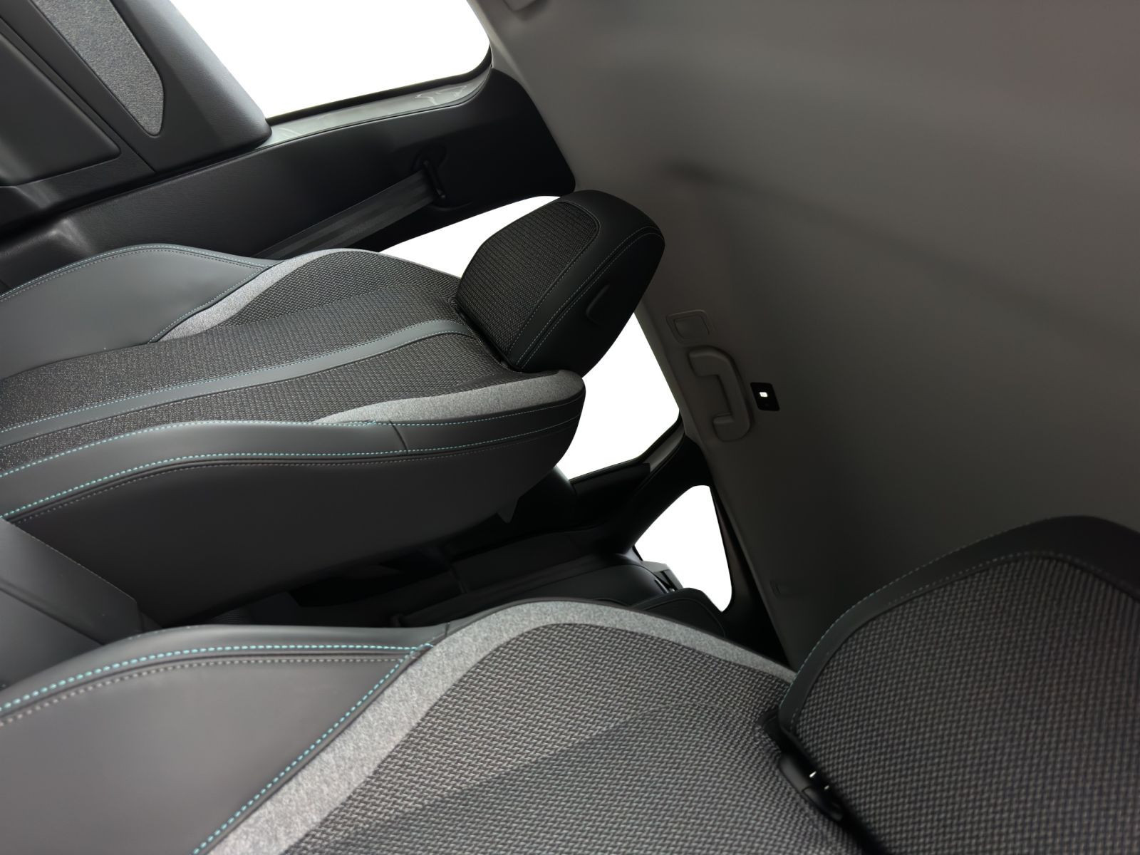 Peugeot - 308_13