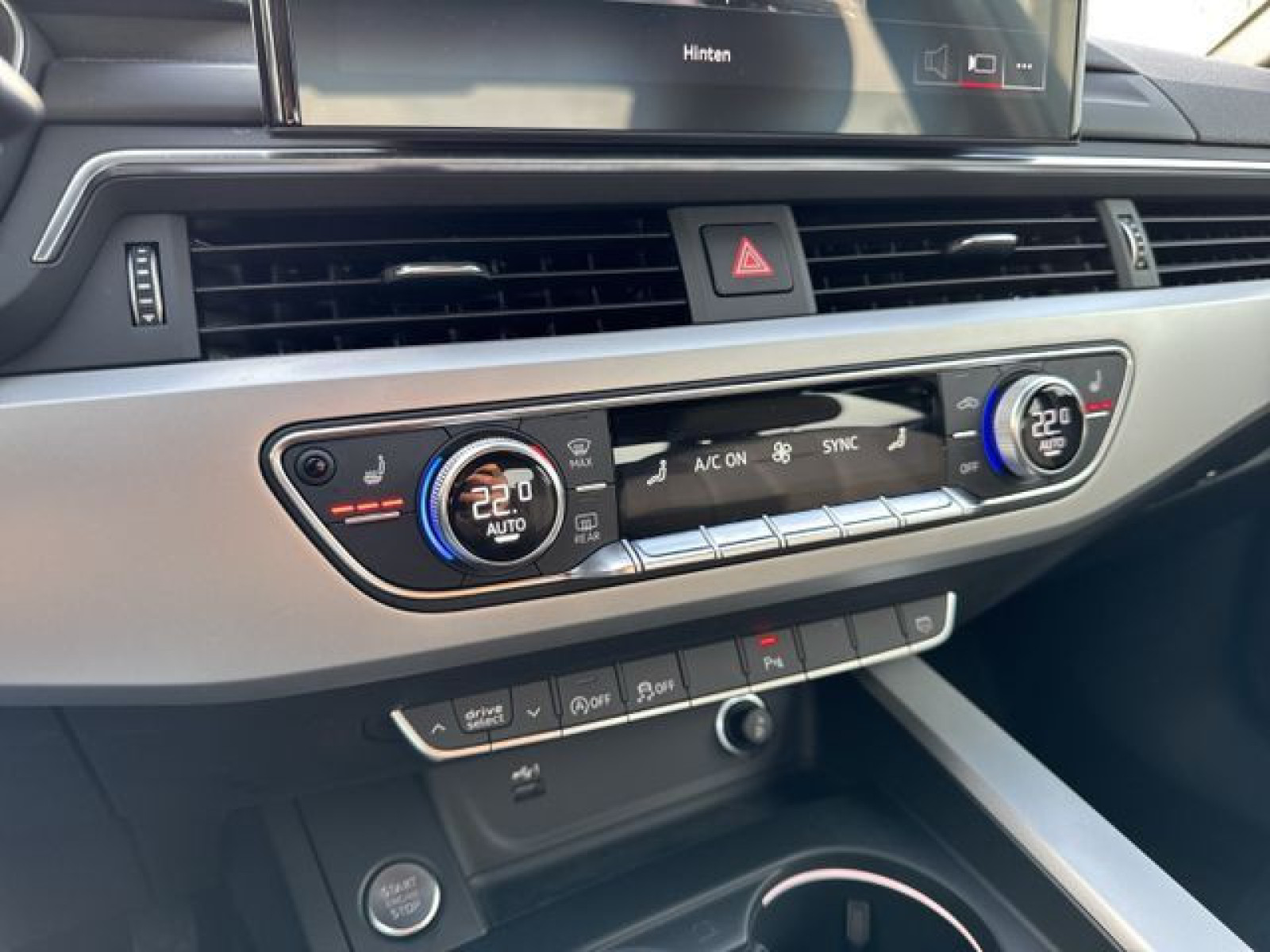 Audi - A4 Limousine_28