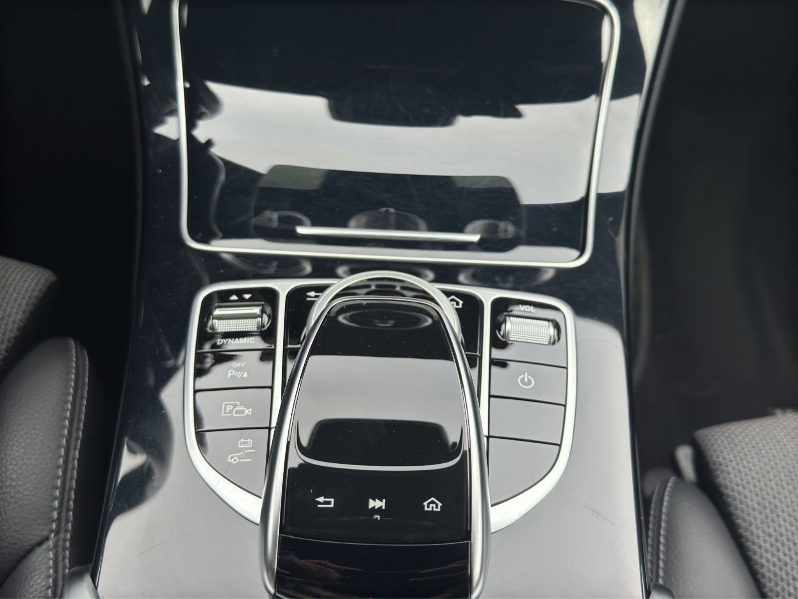 Mercedes-Benz - C 300_12