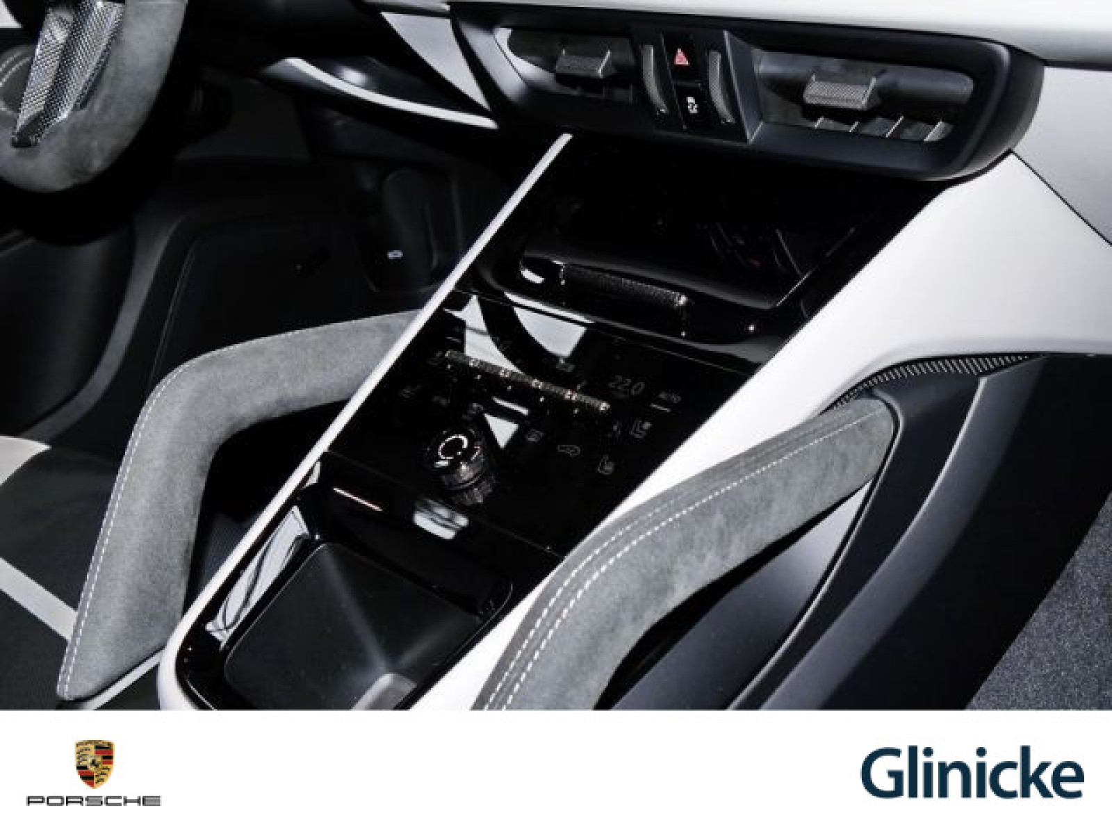 Porsche - Cayenne_11