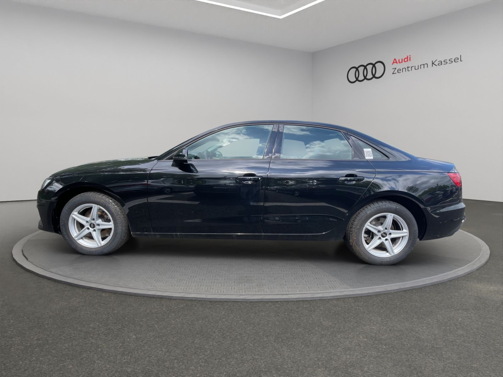 Audi - A4 Limousine_2