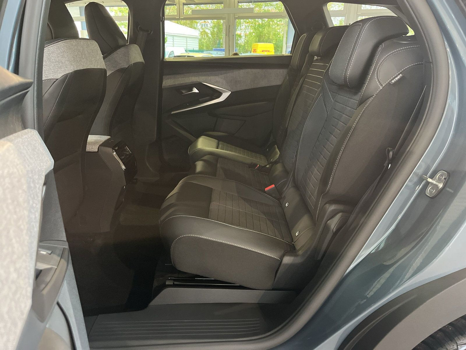 Peugeot - 5008_9