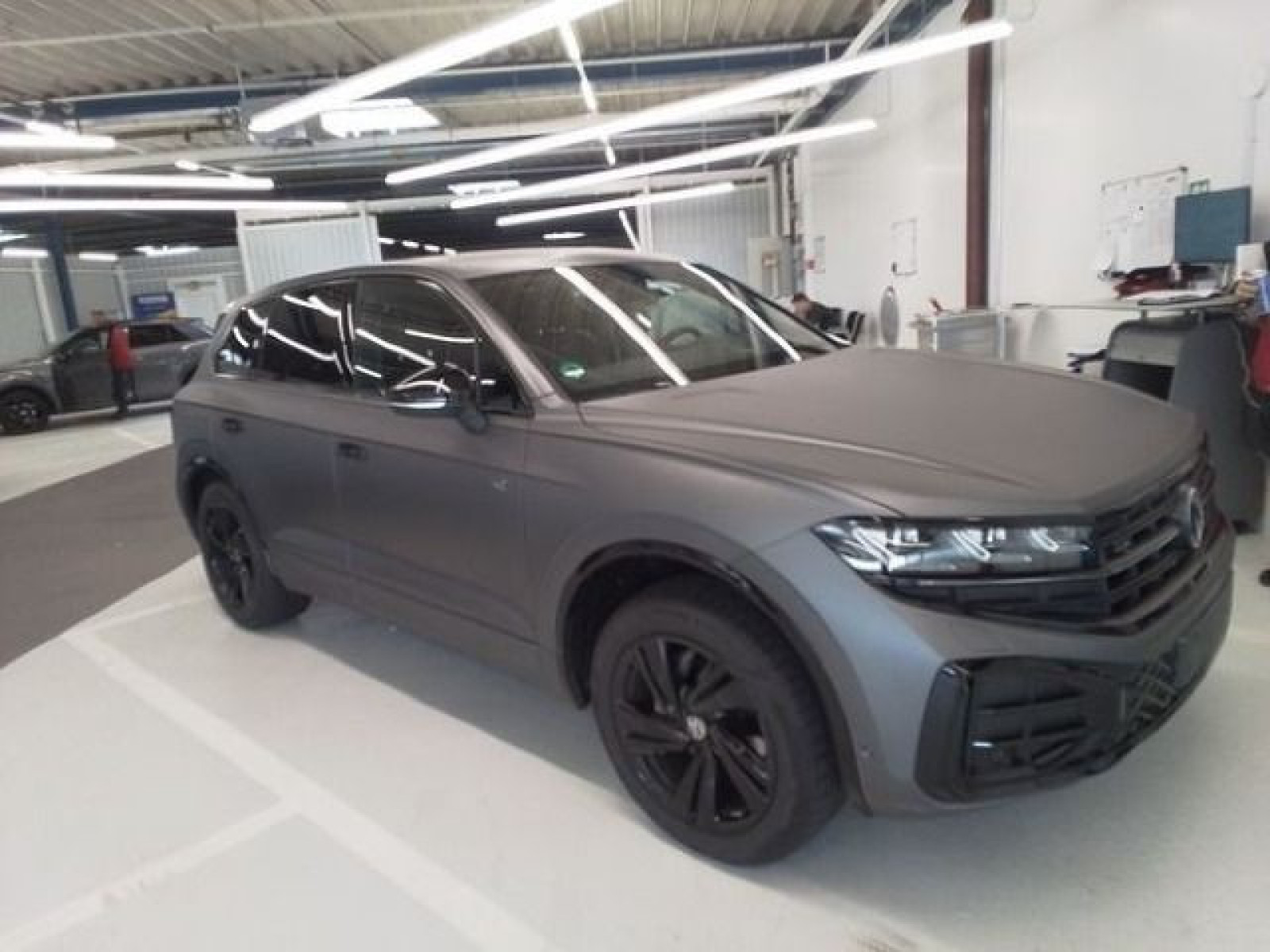 Volkswagen - Touareg_4