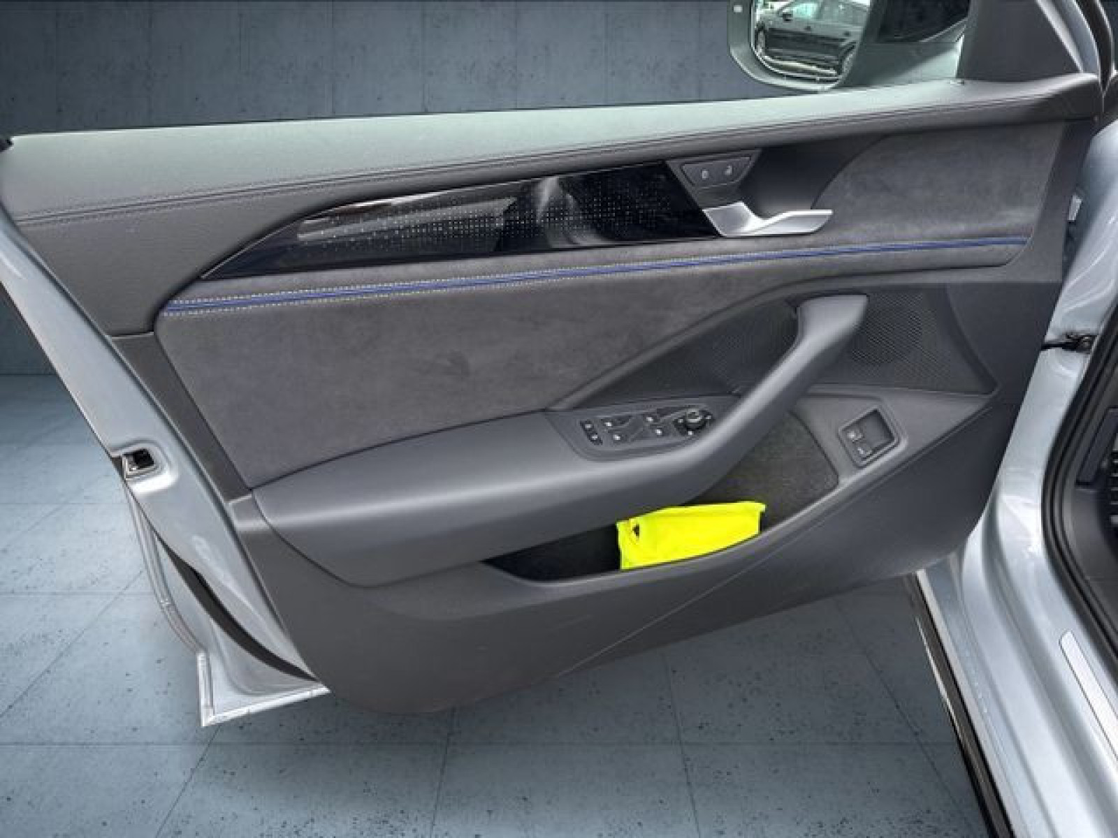 Volkswagen - Passat_28