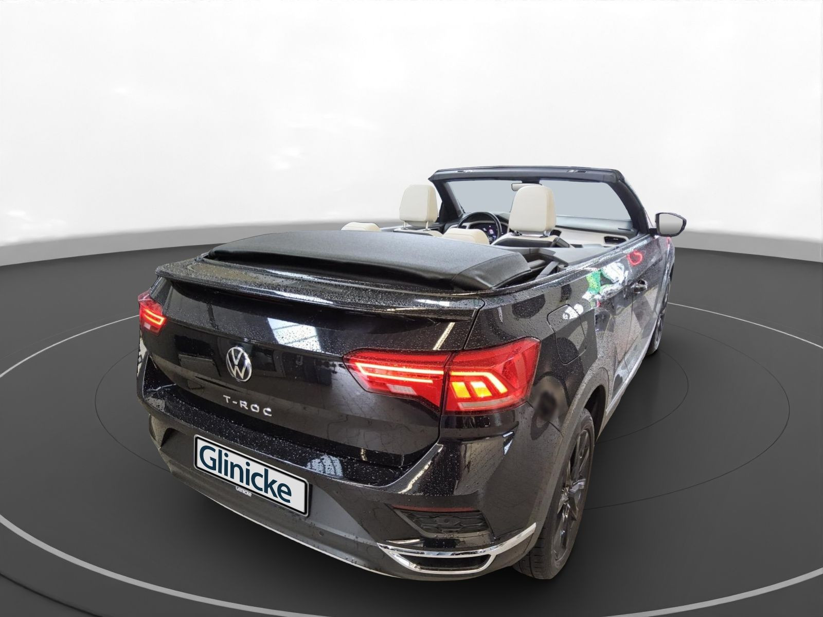 Volkswagen - T-Roc_4