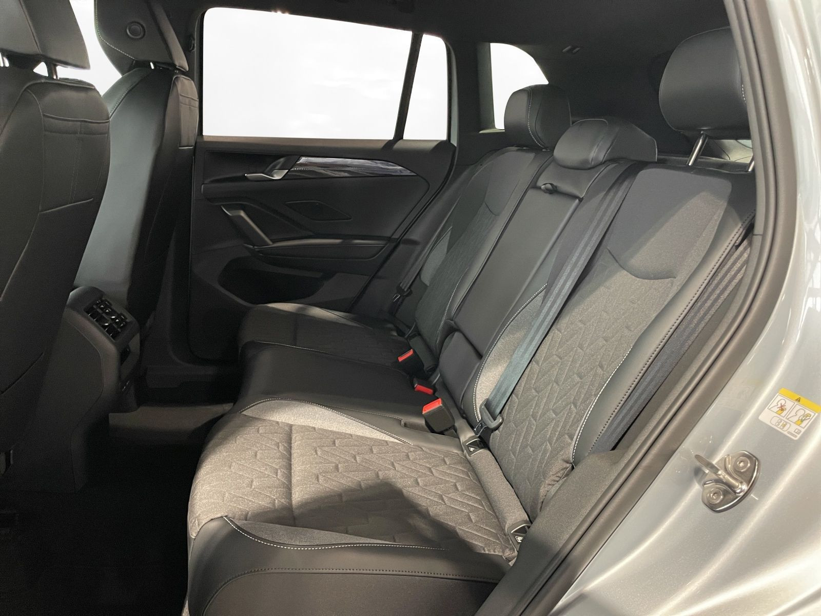 Volkswagen - Tiguan_10