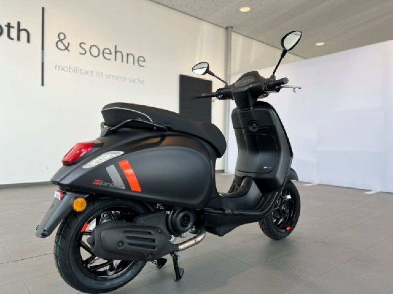 Piaggio - _8