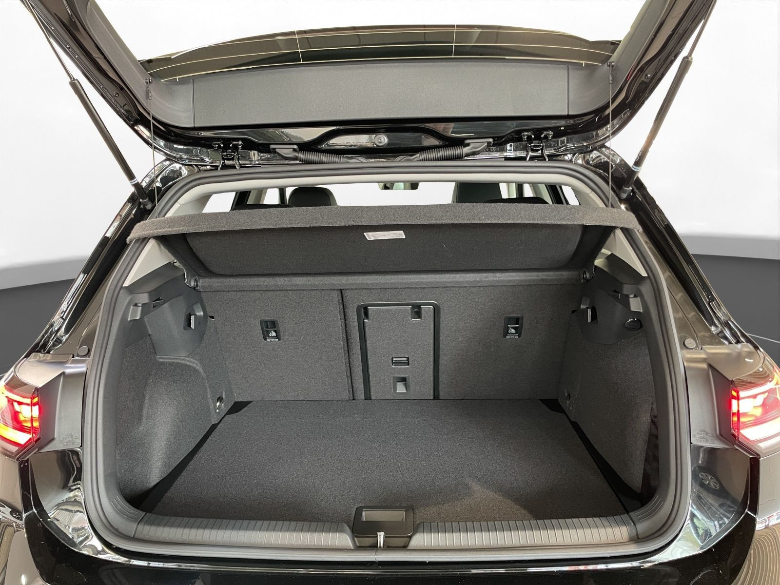 Volkswagen - Golf_14