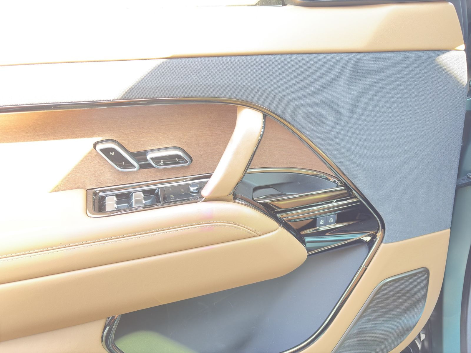 Land Rover - Range Rover Sport_11
