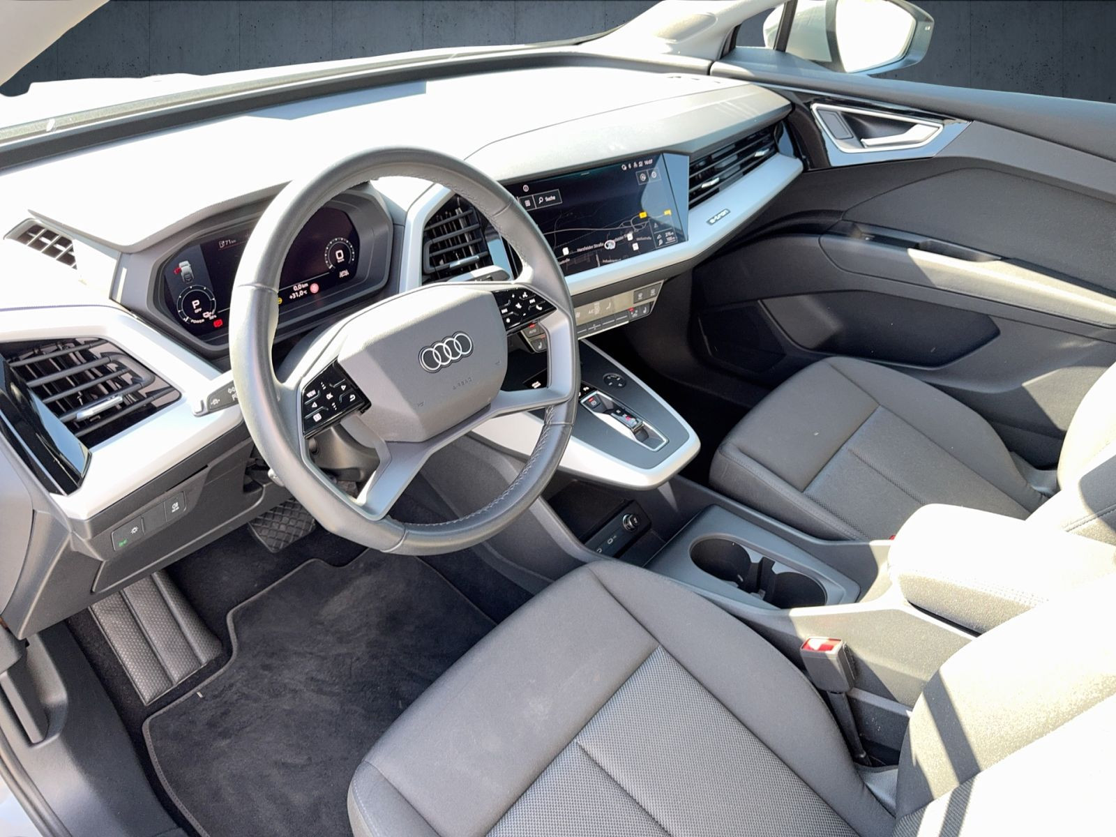 Audi - Q4 Sportback e-tron_11