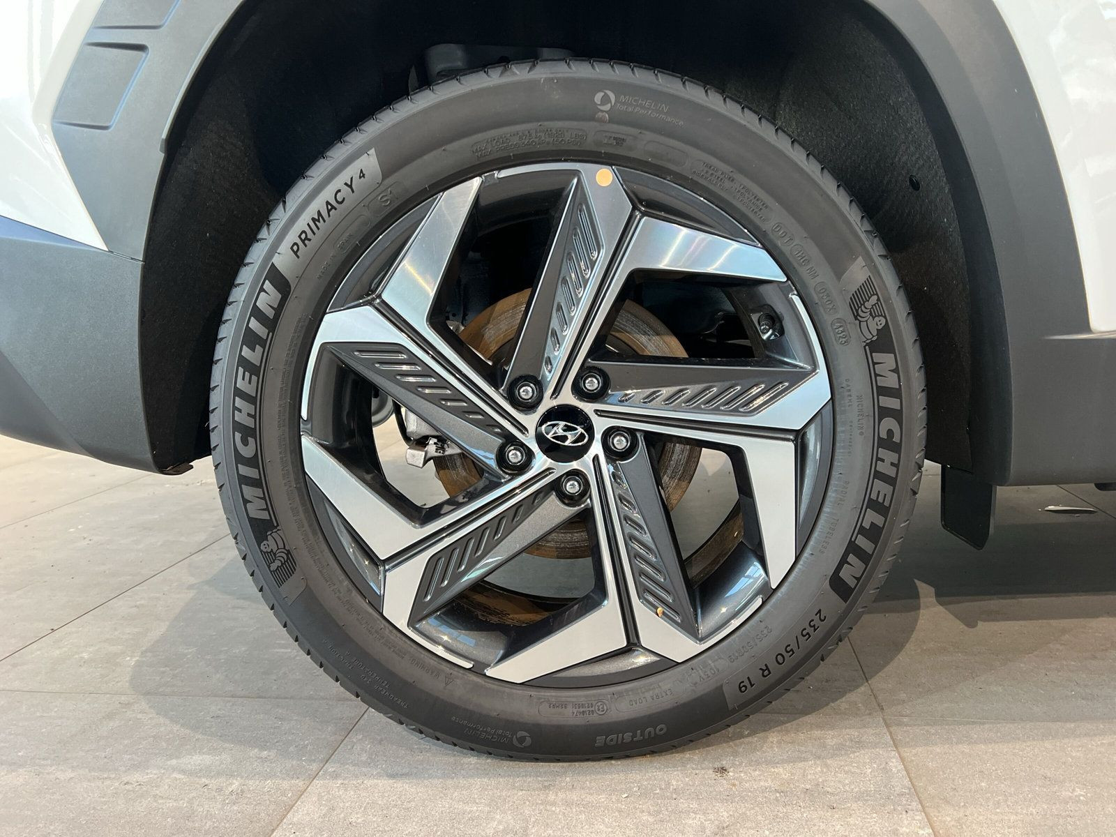 Hyundai - Tucson_3
