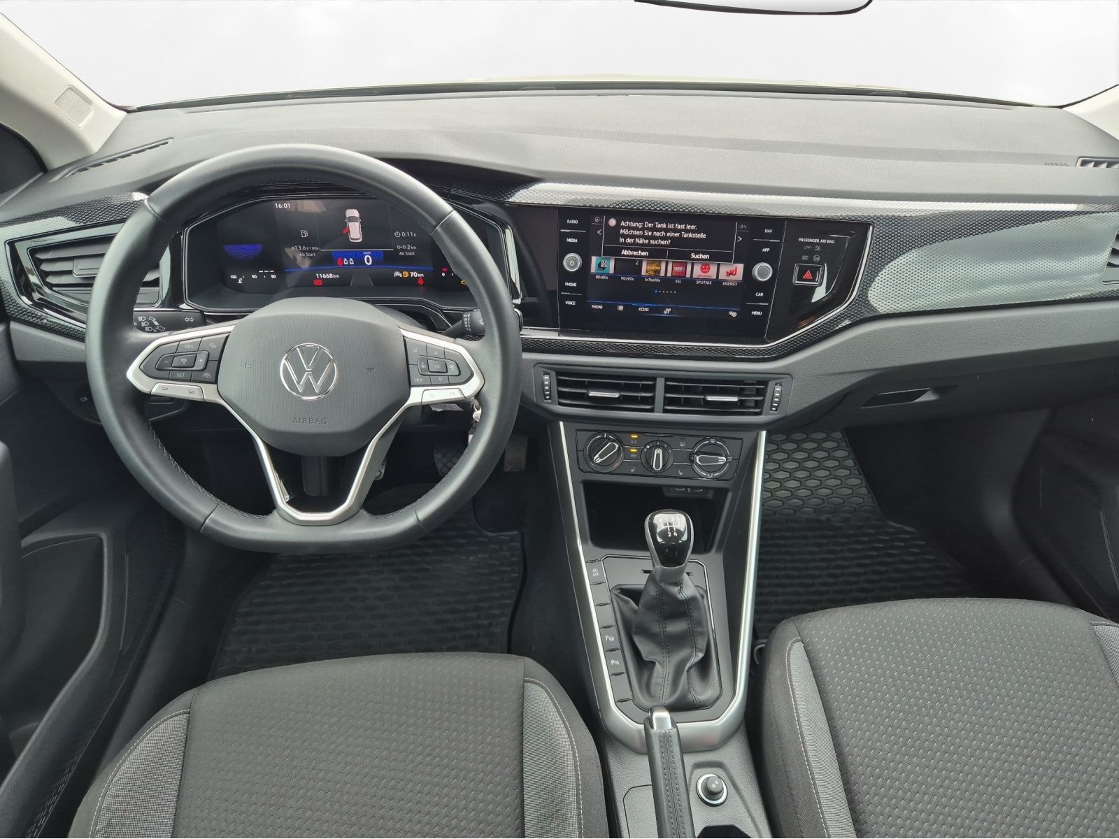 Volkswagen - Polo_4