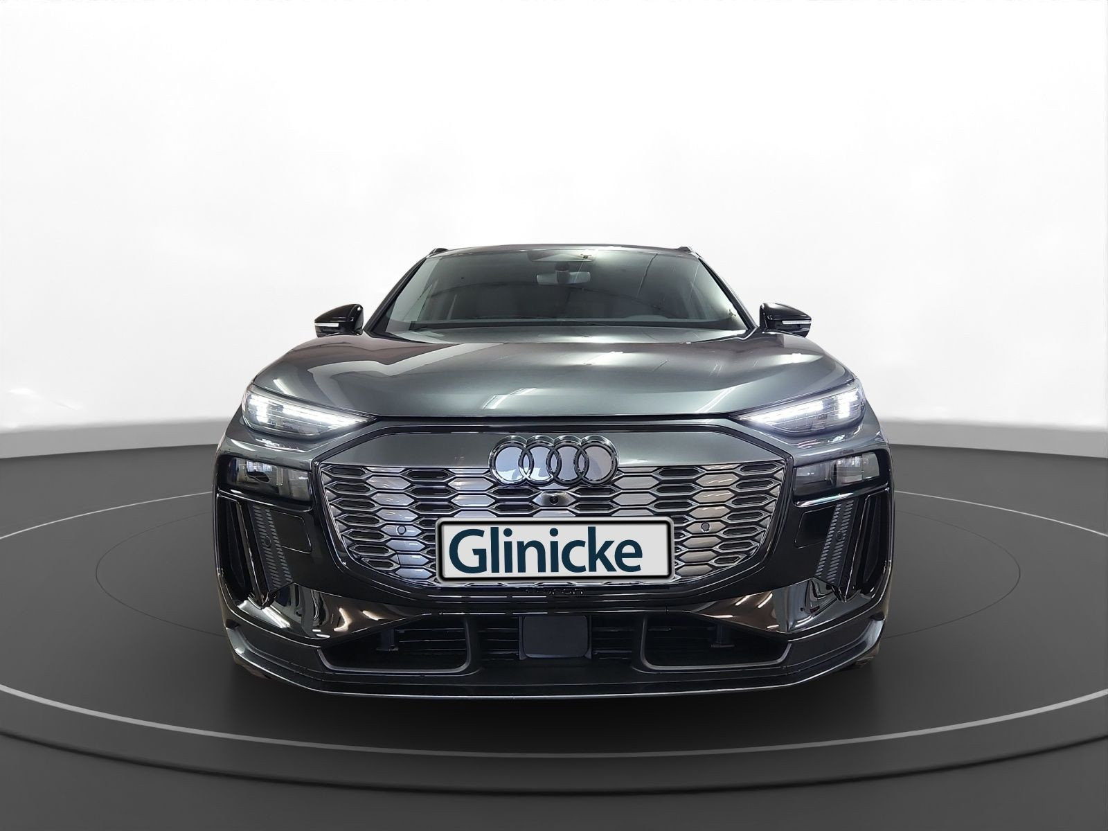 Audi - Q6 Sportback e-tron_3