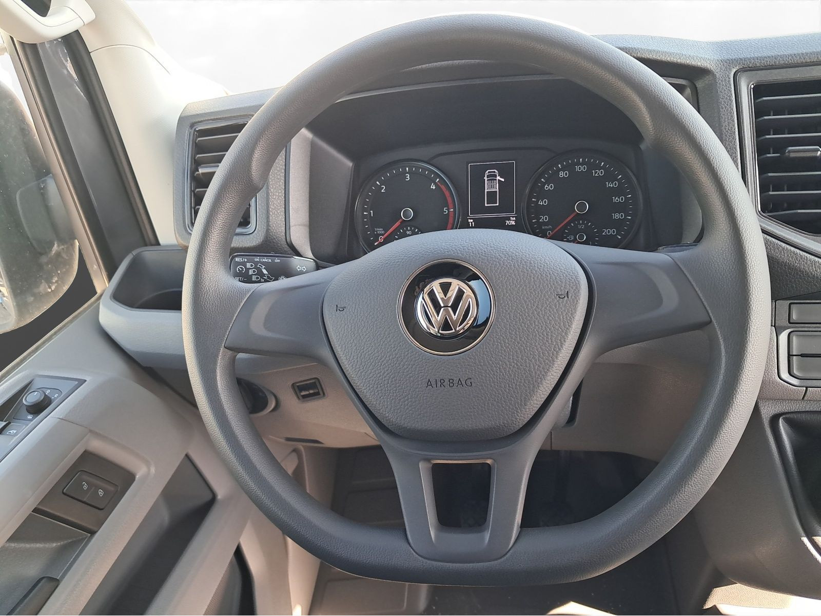 Volkswagen - Crafter_10