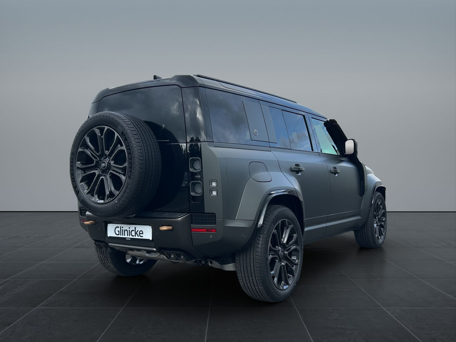 Land Rover - Defender_2