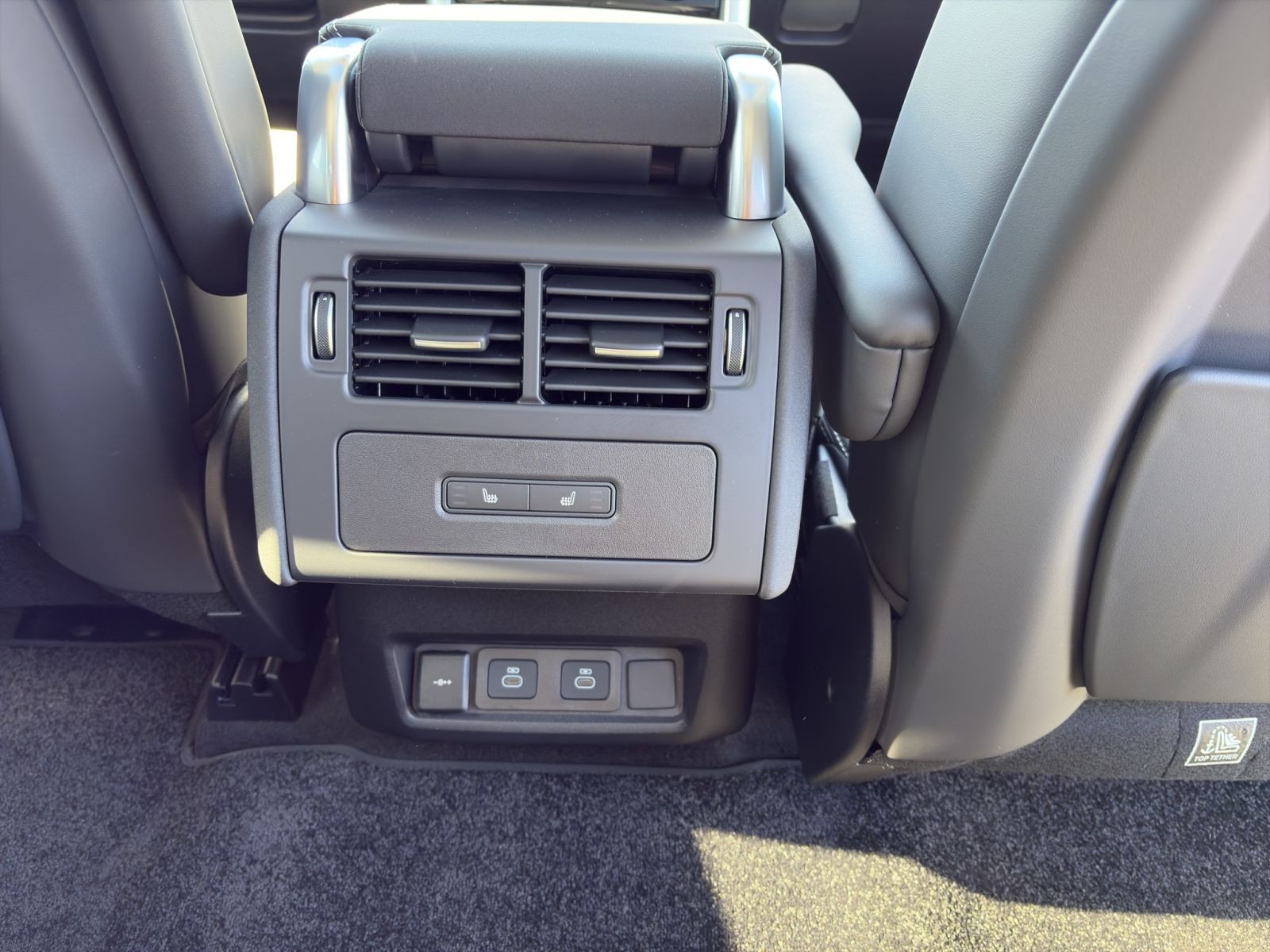 Land Rover - Discovery_13