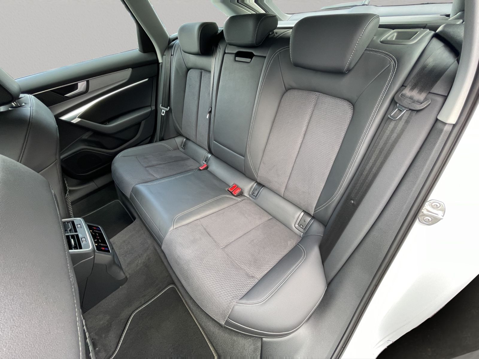 Audi - S6 Avant_18 Audi - S6 Avant_18