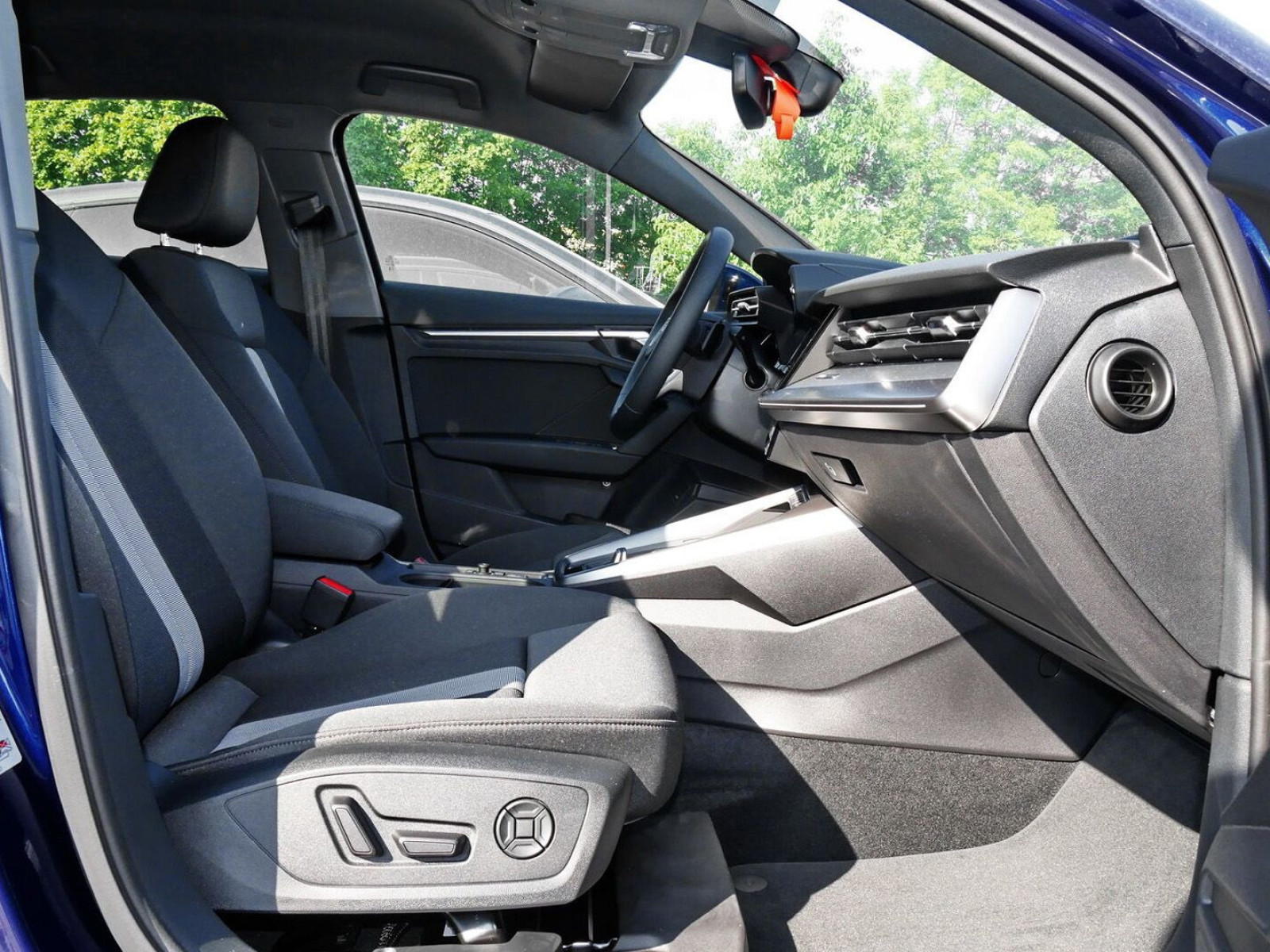 Audi - A3 Sportback_3