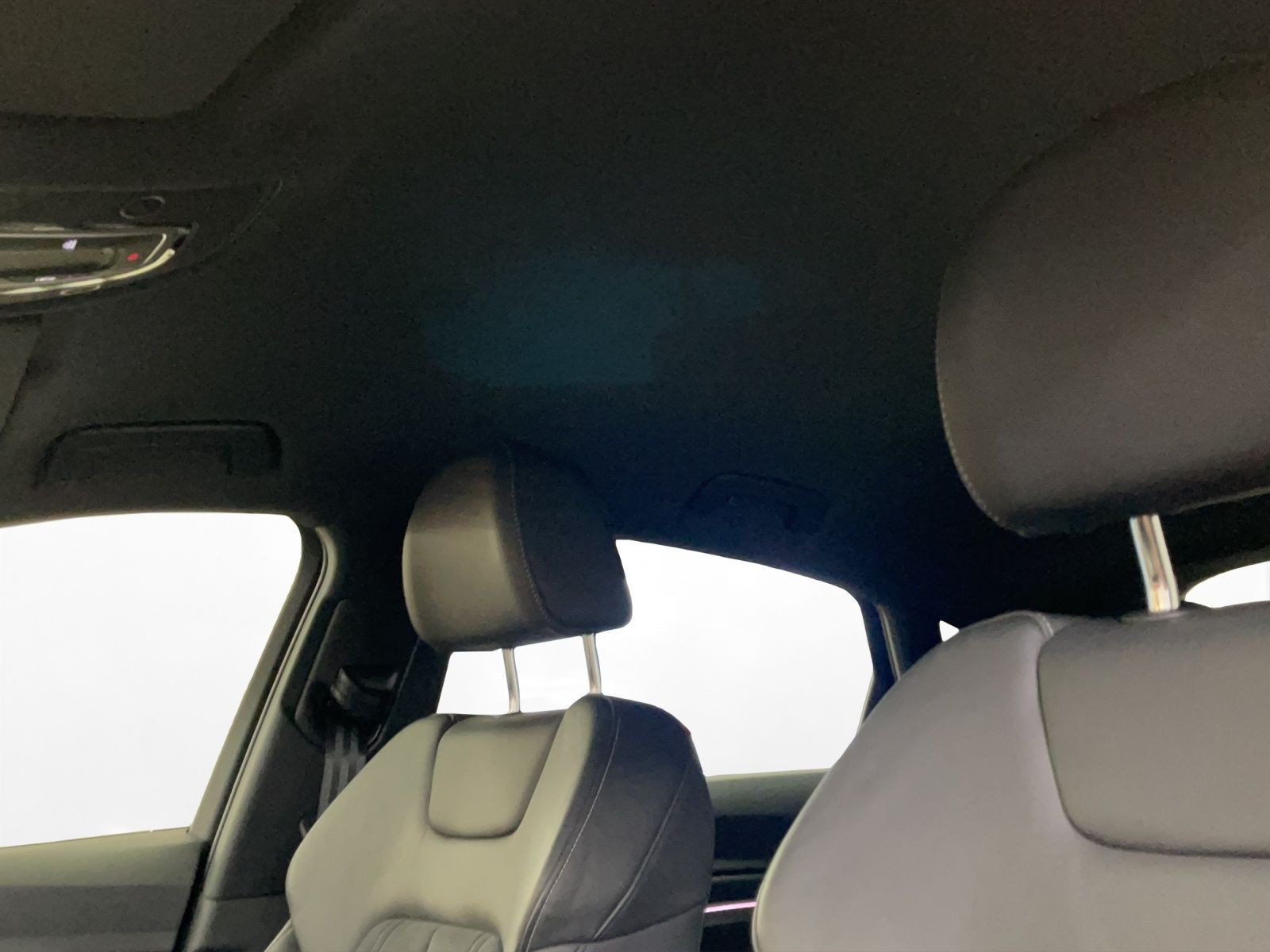 Audi - Q8 Sportback e-tron_18