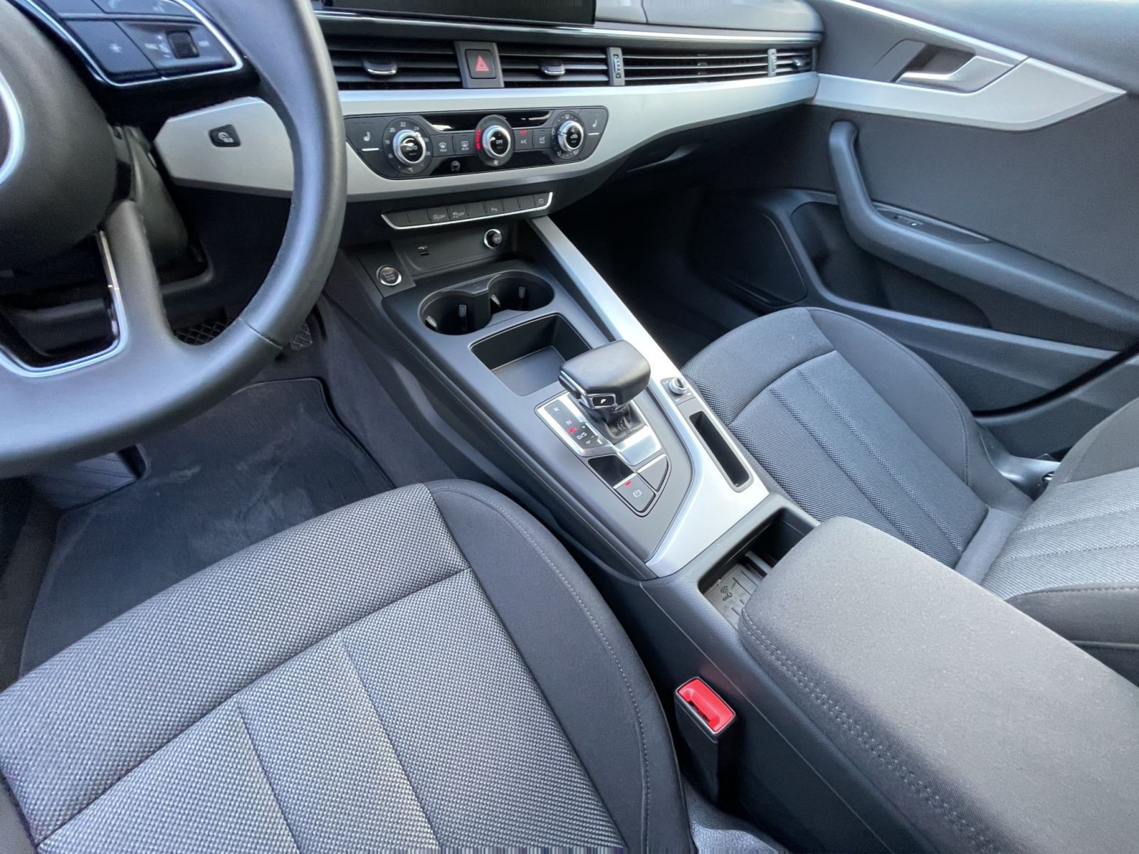 Audi - A4 Avant_15
