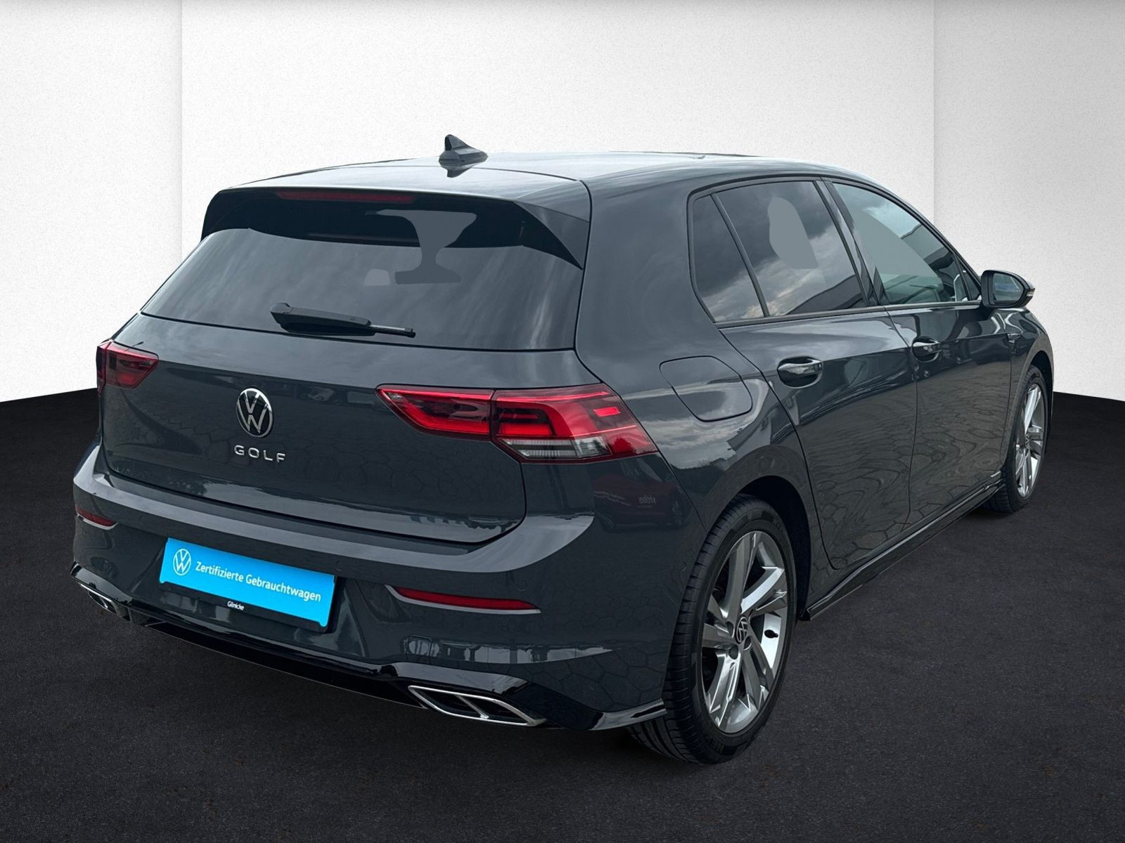 Volkswagen - Golf_4