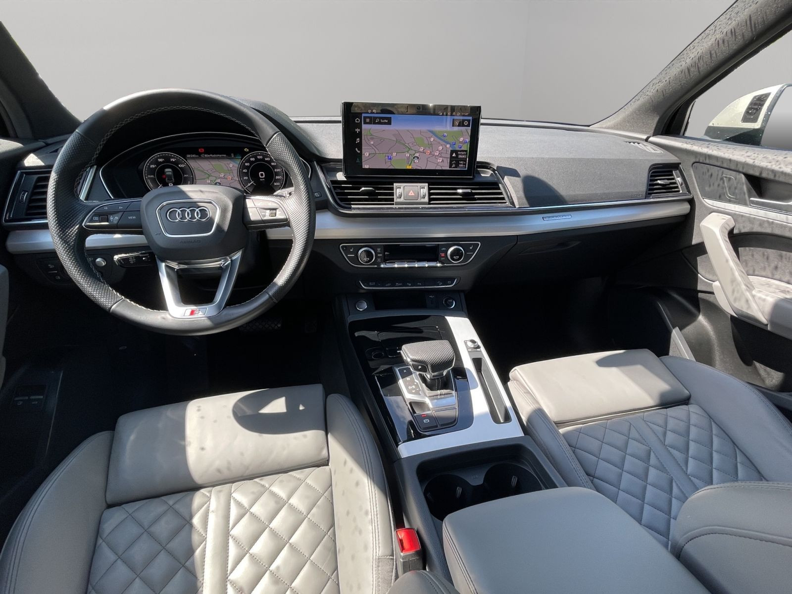 Audi - Q5_15