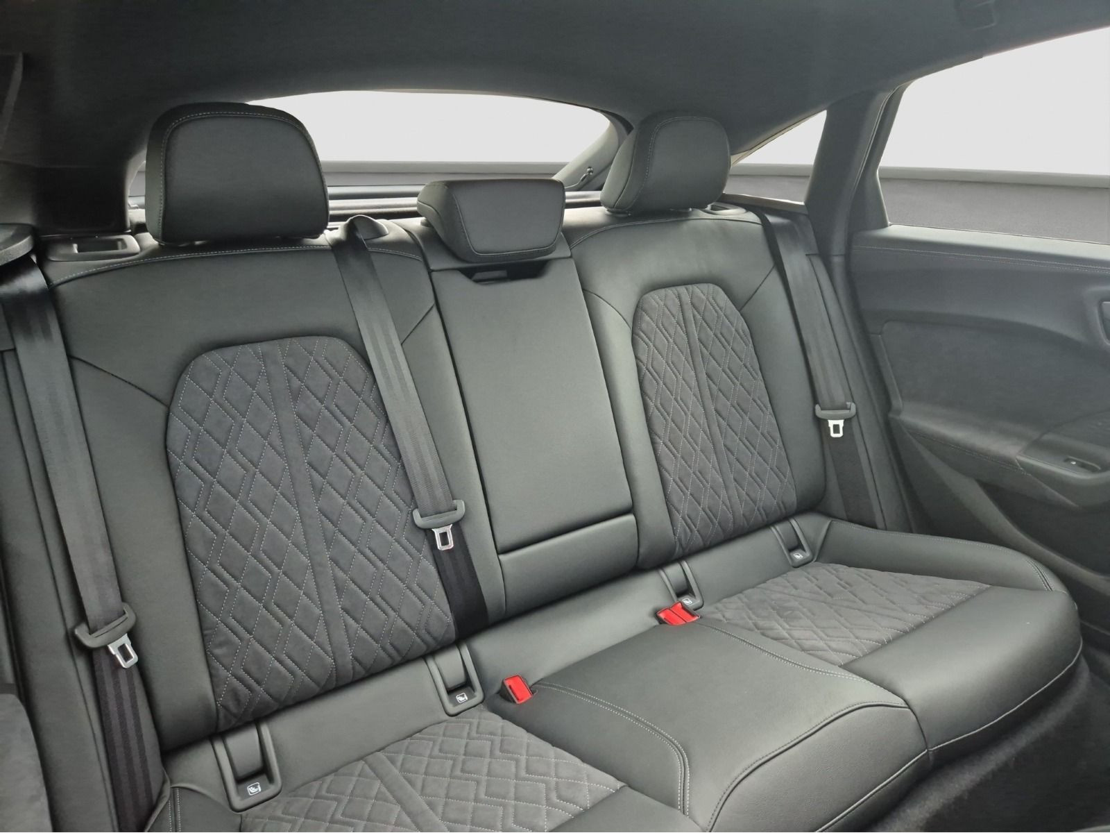 Audi - S5 Limousine_21