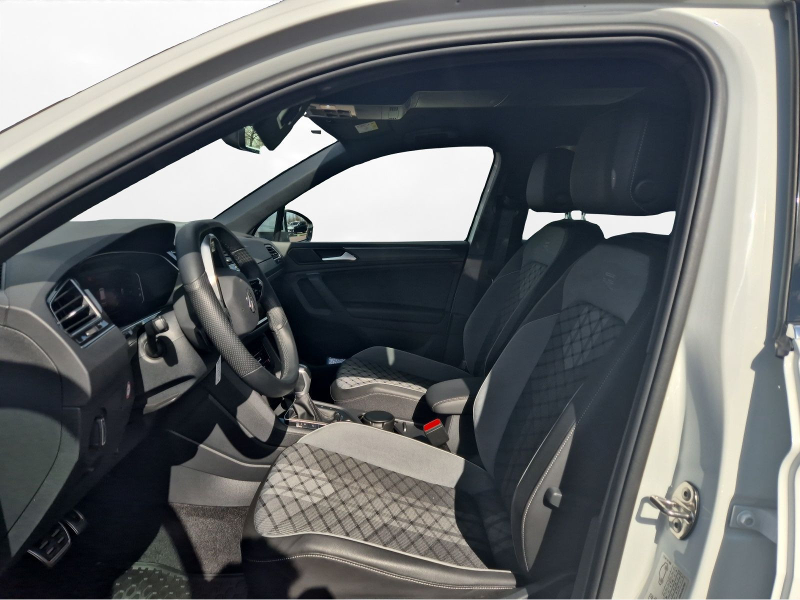 Volkswagen - Tiguan_2