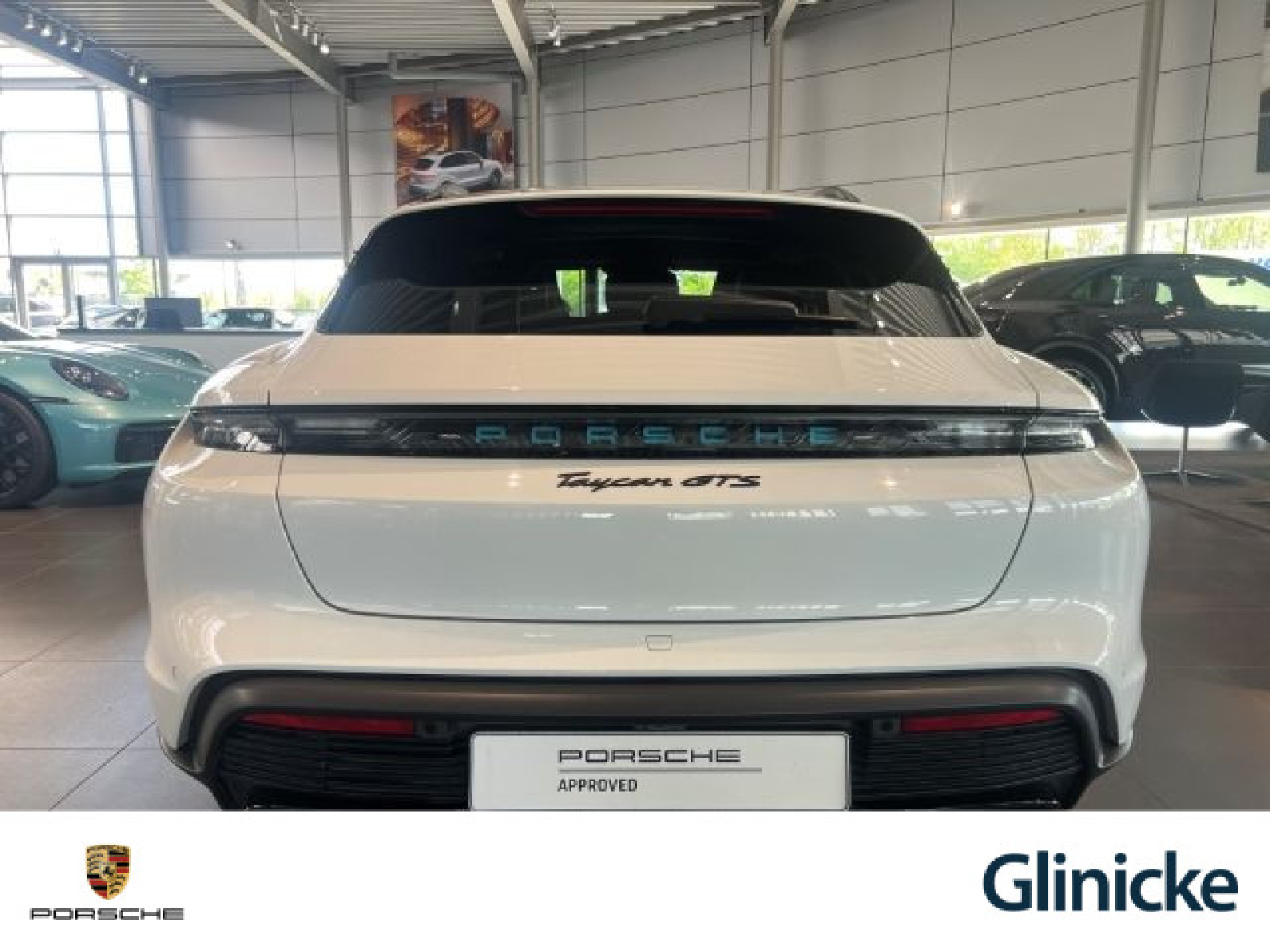 Porsche - Taycan_5