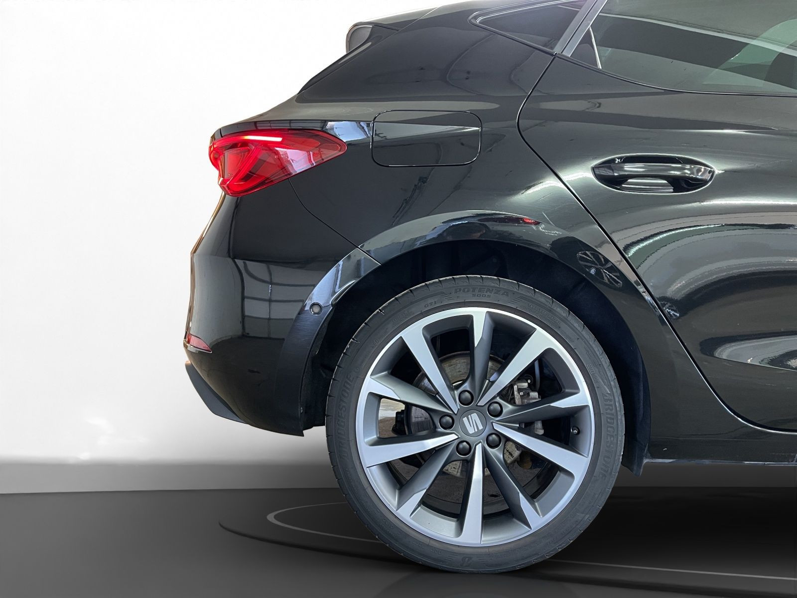 Seat - Leon_13