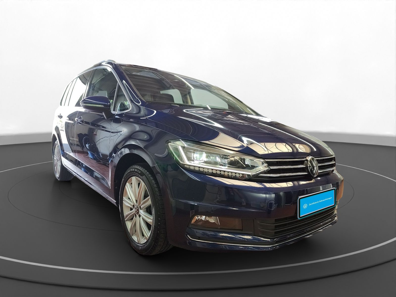Volkswagen - Touran_12