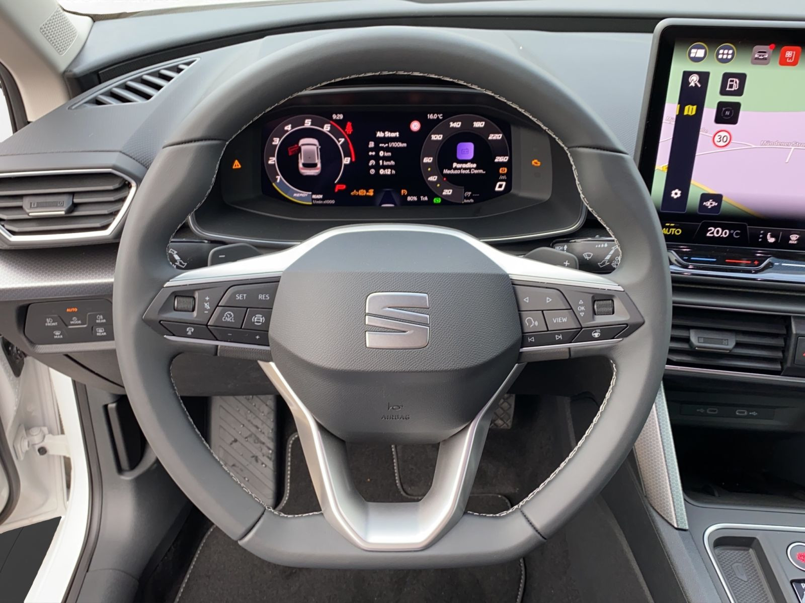Seat - Leon_12