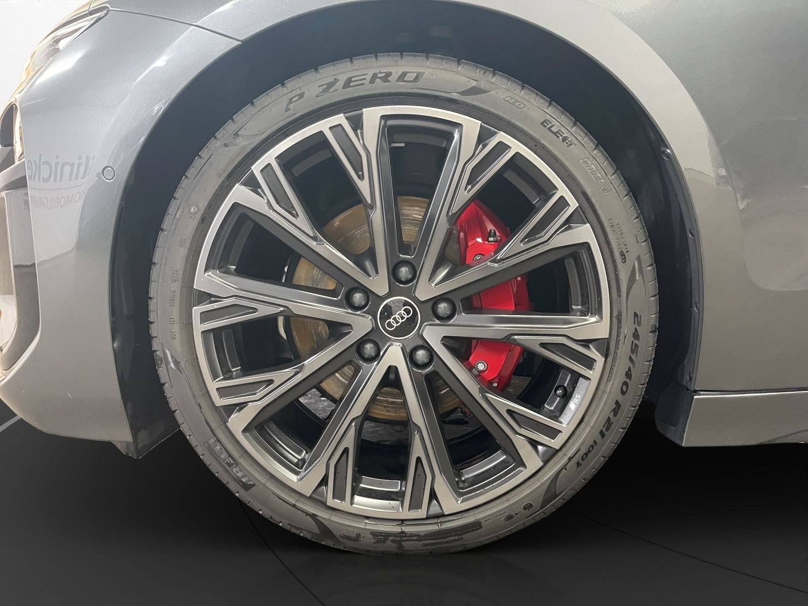 Audi - A6 Sportback e-tron_13