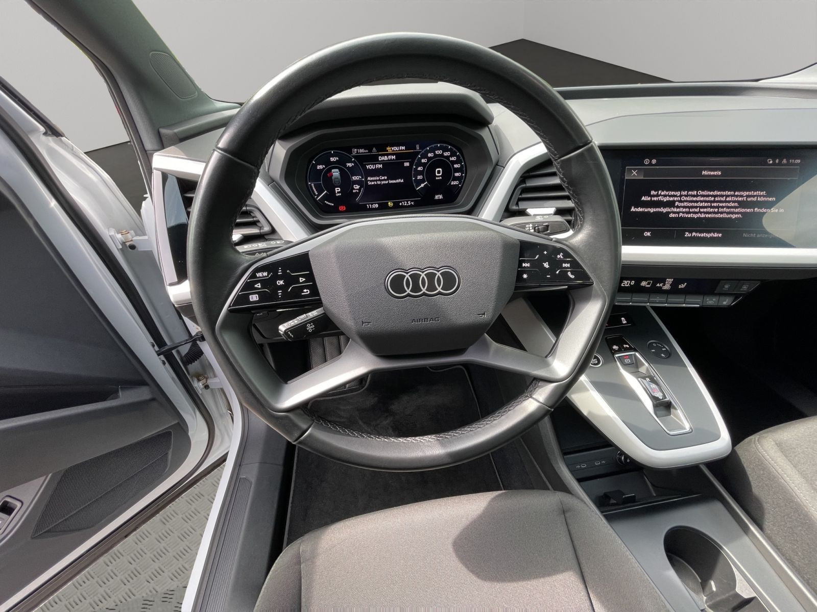 Audi - Q4 Sportback e-tron_12