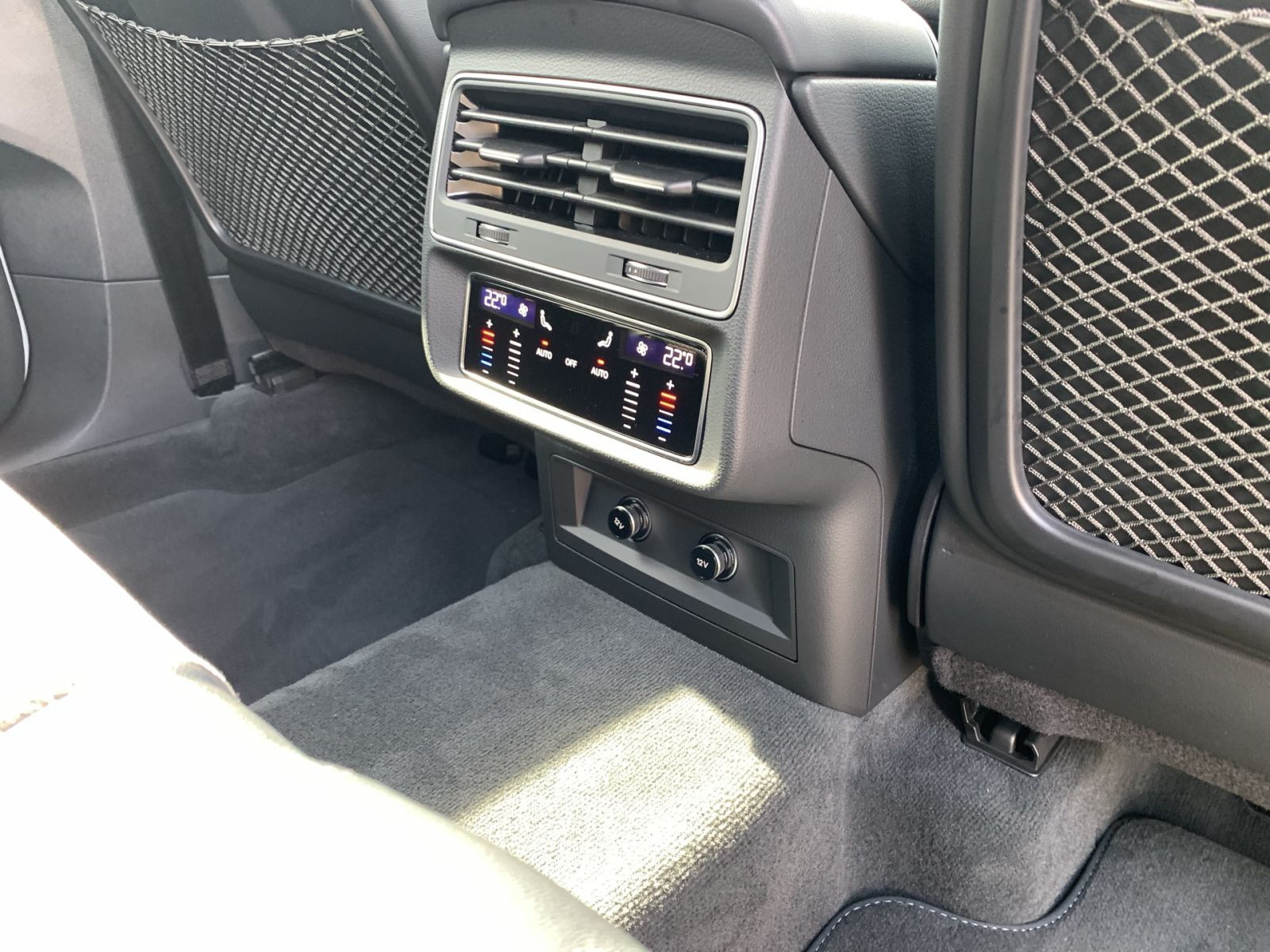 Audi - Q7_20