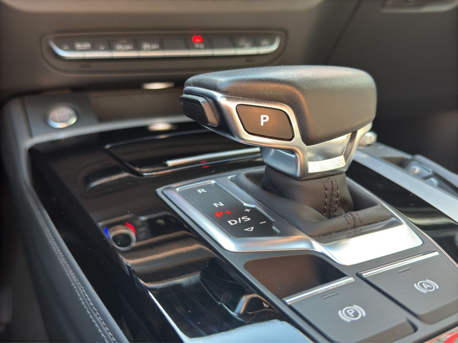 Audi - Q5_14