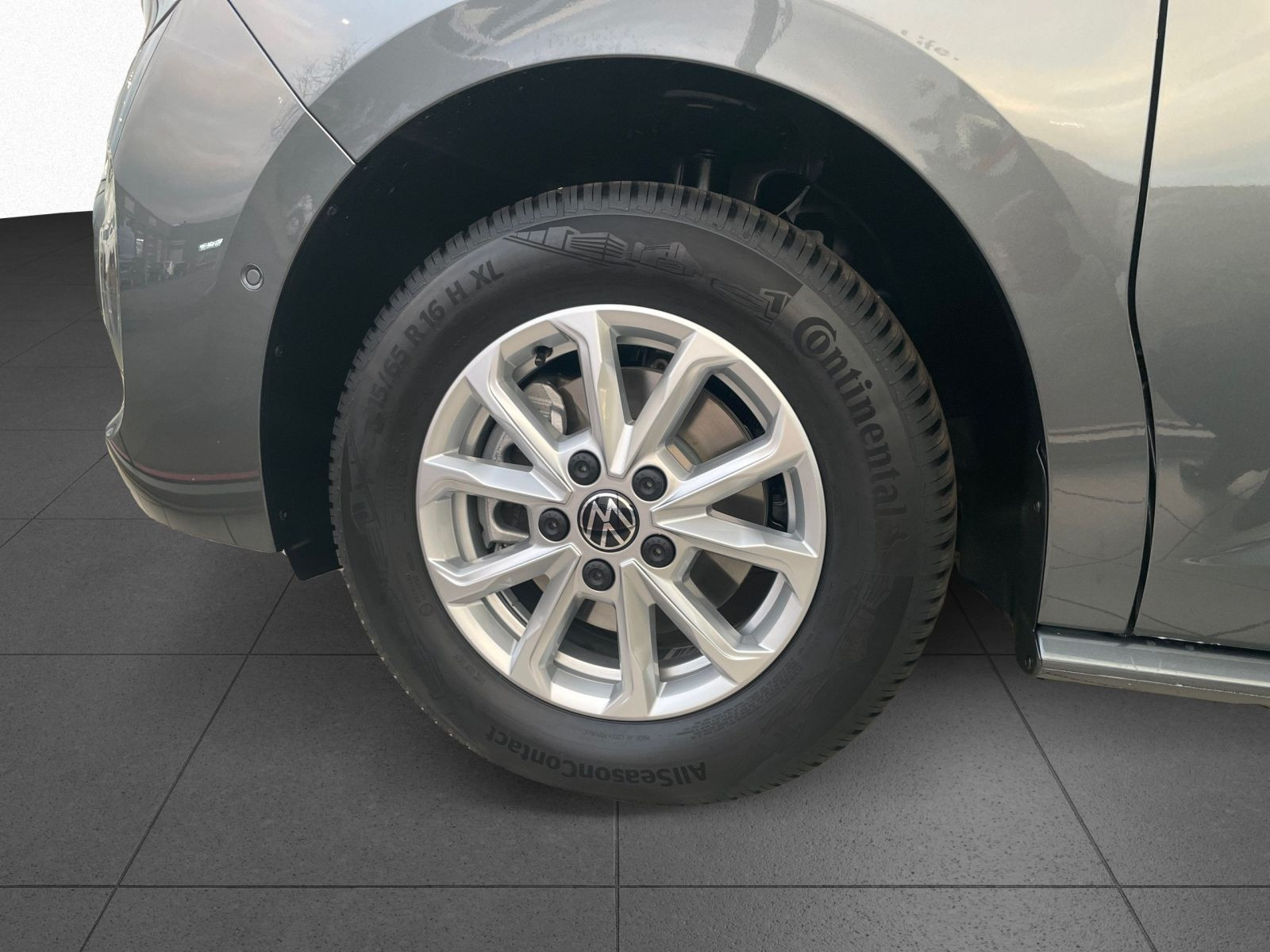 Volkswagen - Multivan_7