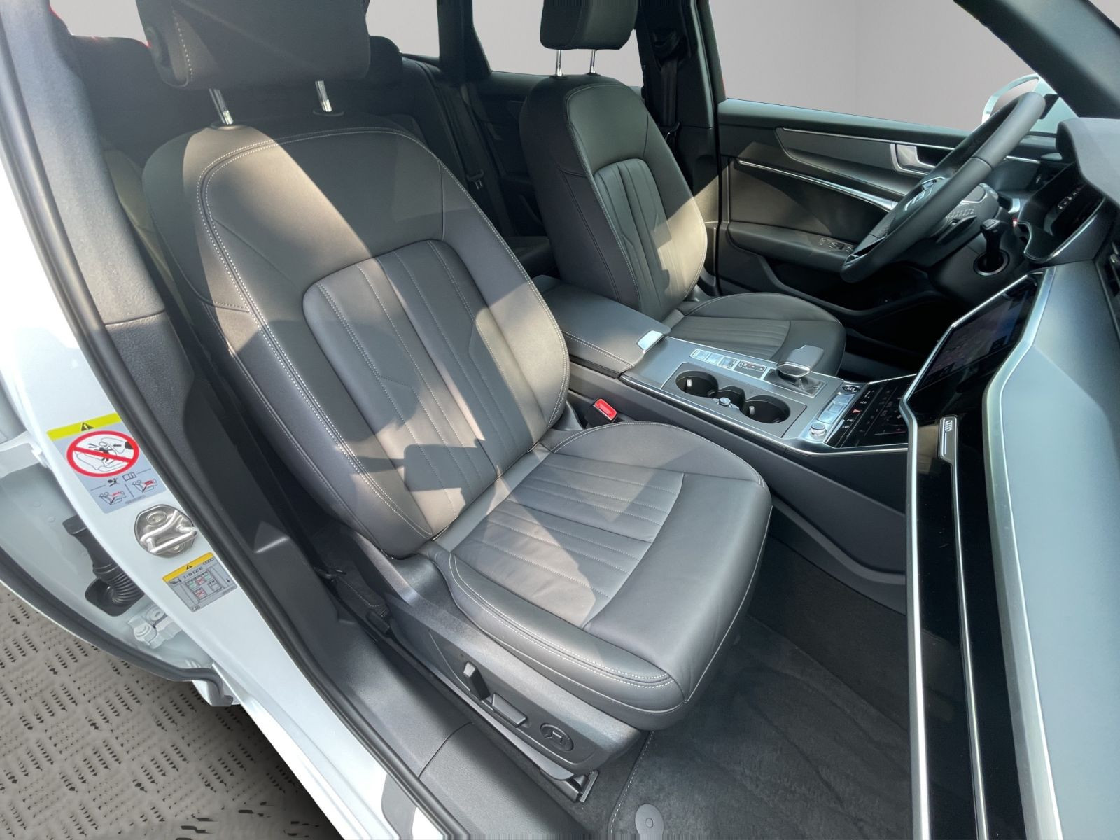 Audi - A6 Avant_17