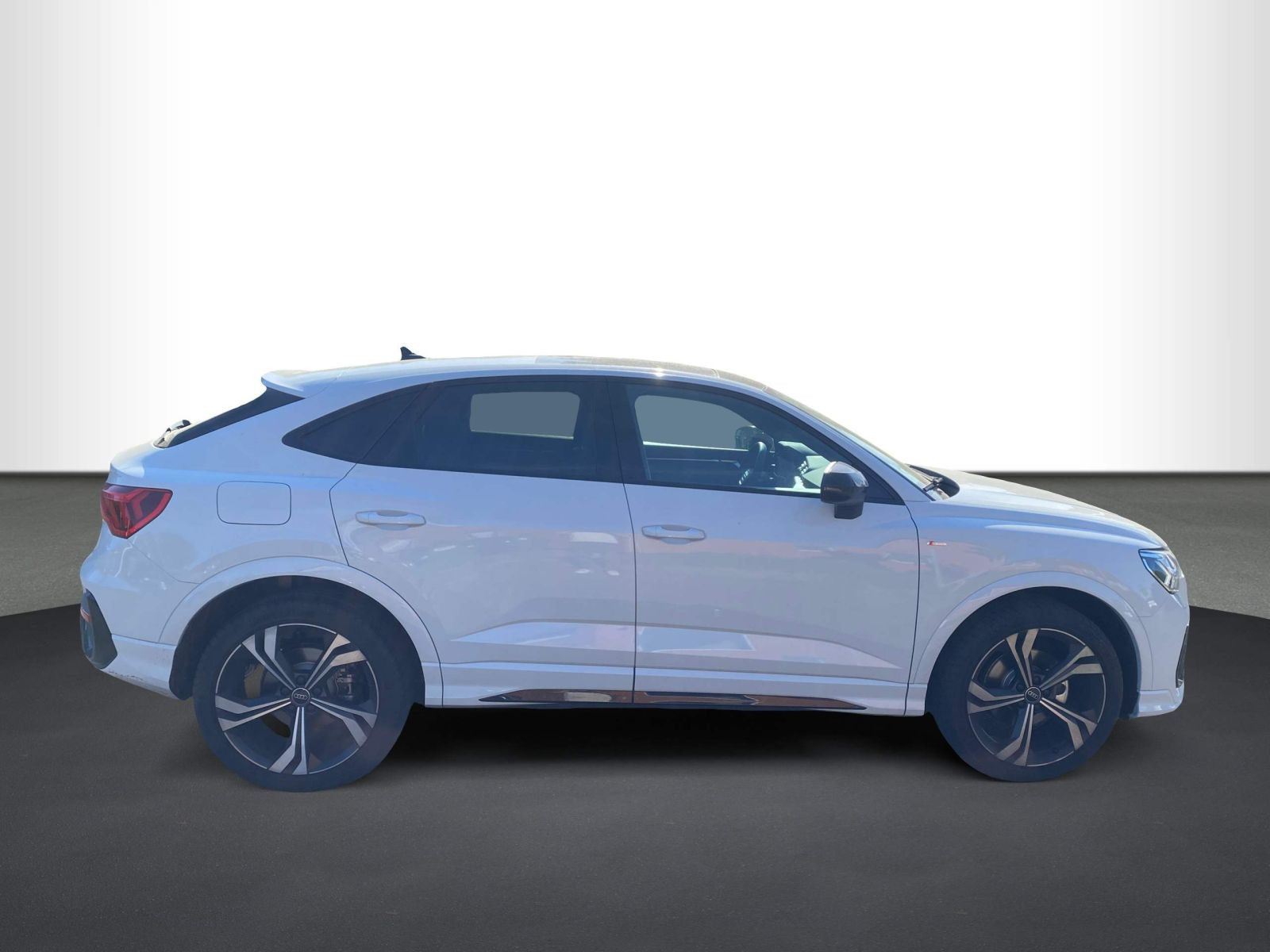 Audi - Q3 Sportback_8