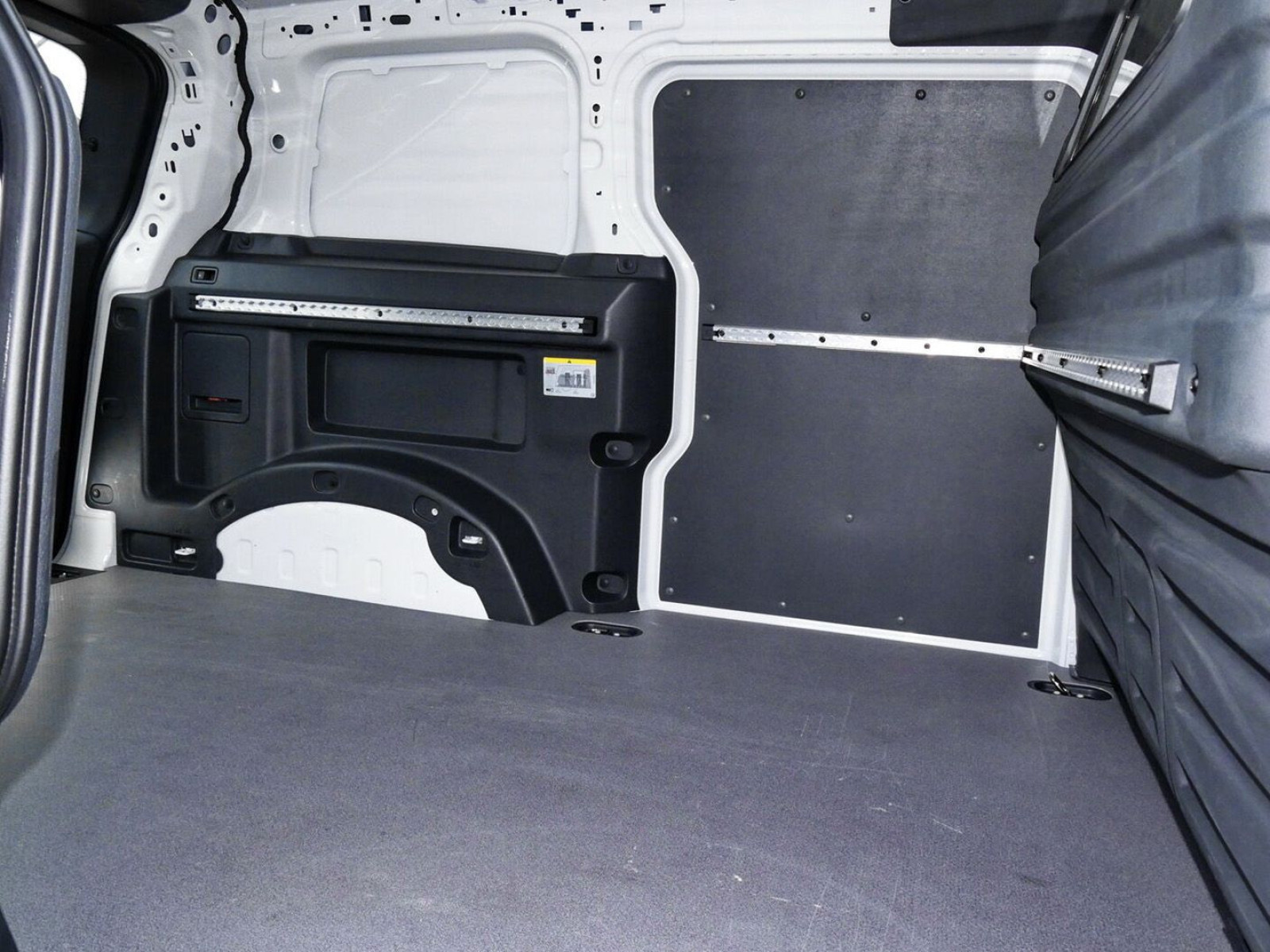 Volkswagen - ID. Buzz Cargo_7