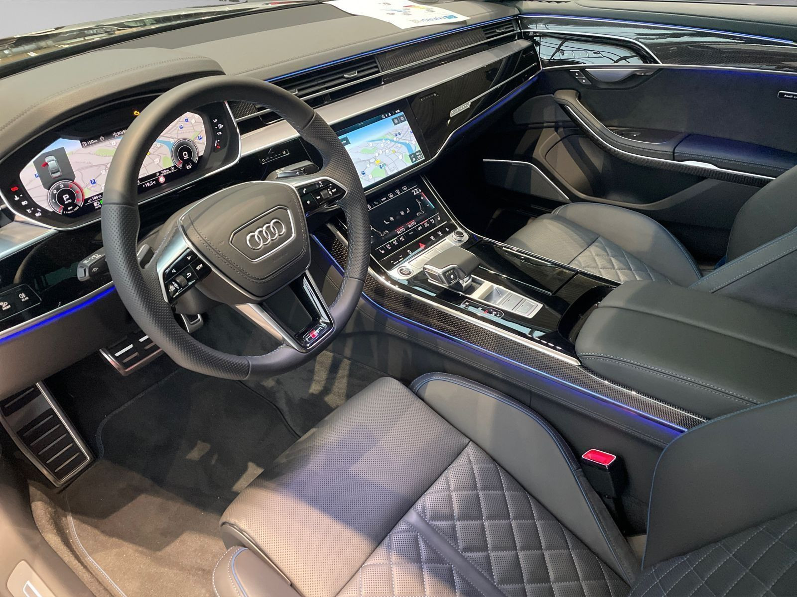Audi - A8_5