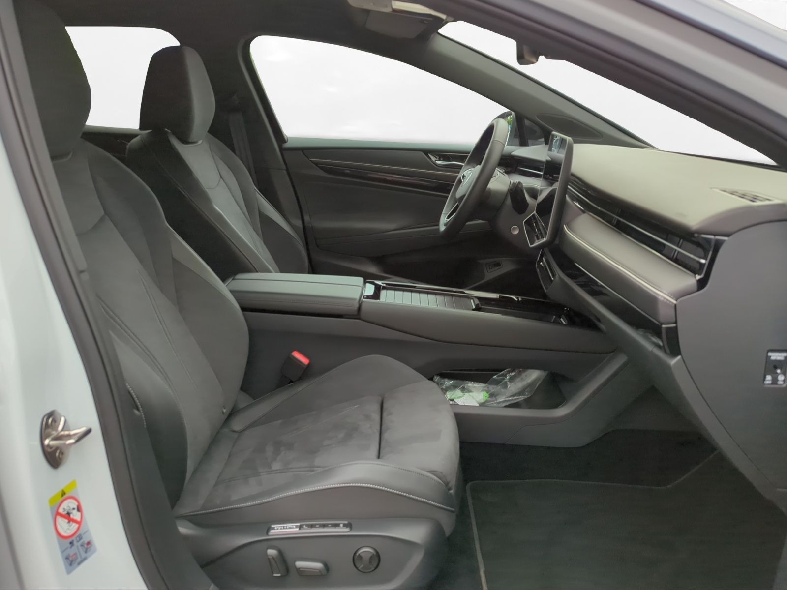 Volkswagen - ID.7_12
