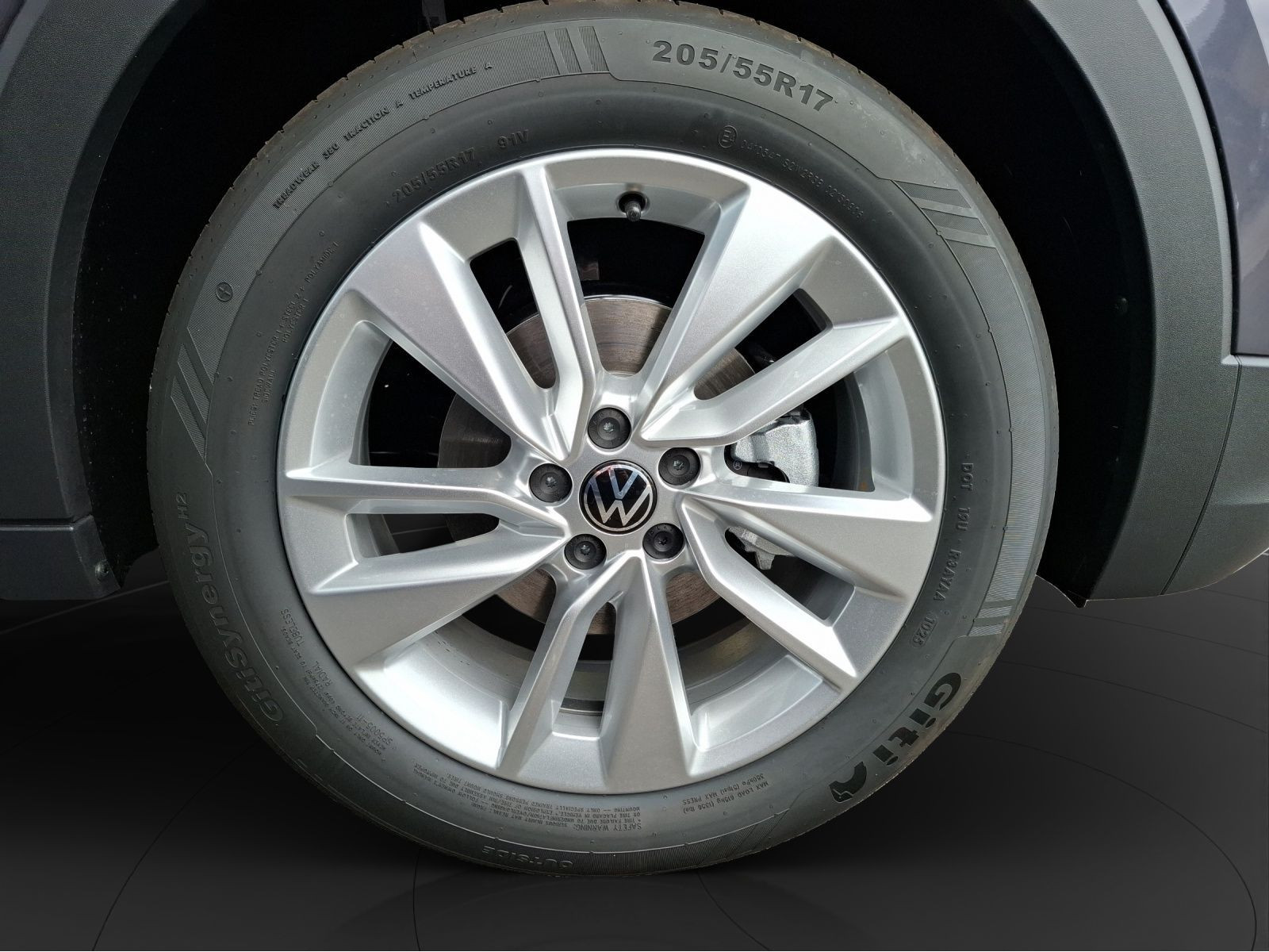 Volkswagen - T-Cross_13