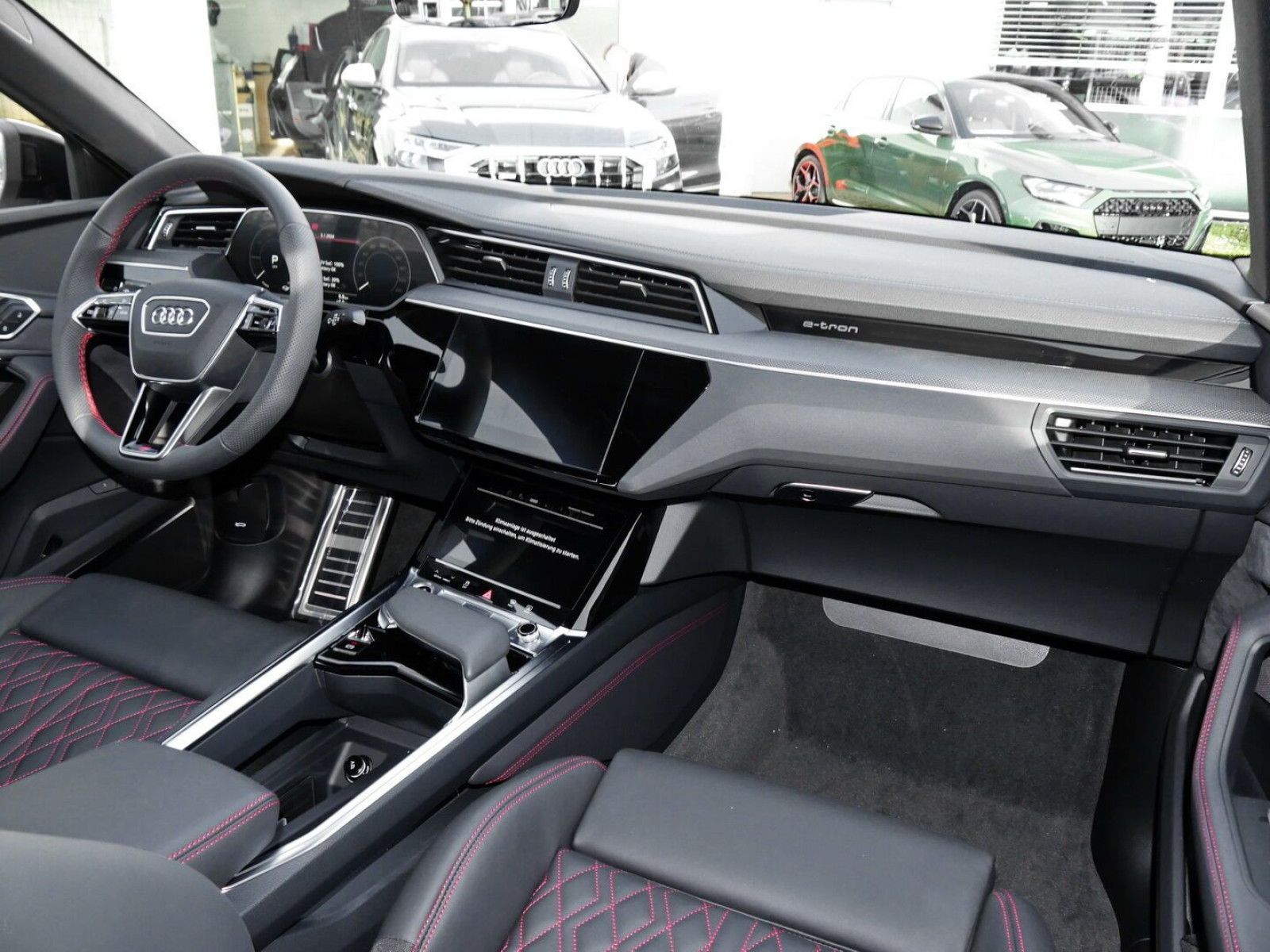 Audi - Q8 e-tron_4