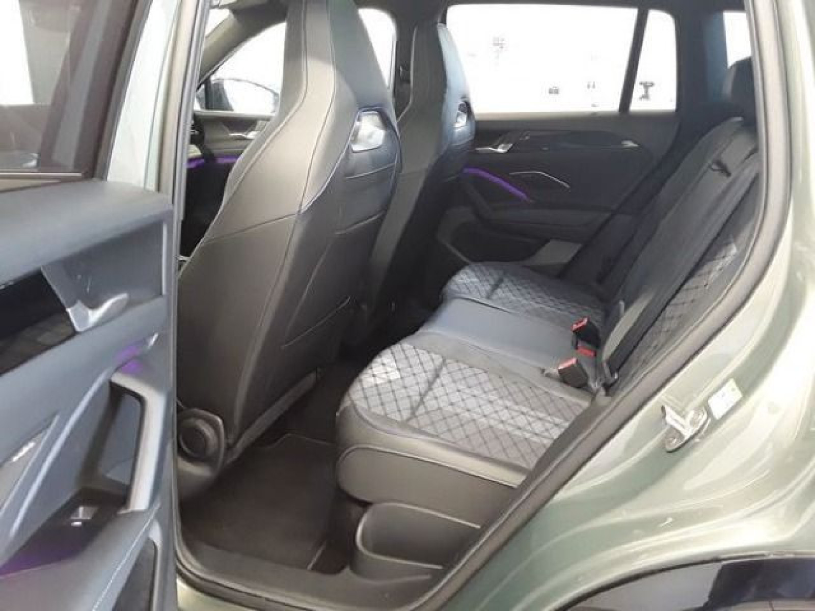 Volkswagen - Tiguan_8
