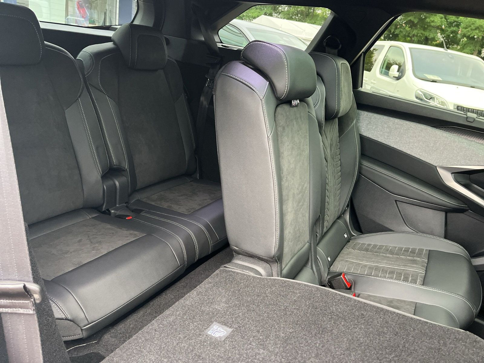 Peugeot - 5008_11